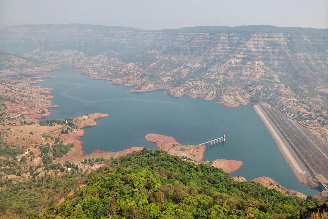 Tourist-Places-to-Visit-in-Mahabaleshwar-for-Family-Trip-scaled