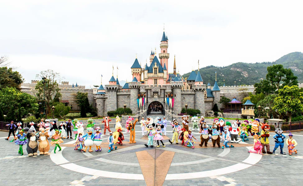 xgq25amx22kqdip6ie6c12phaw55_1566887419_Hong_Kong_Disneyland