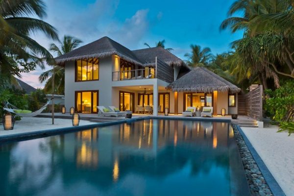 Dusit Thani Maldives Resort